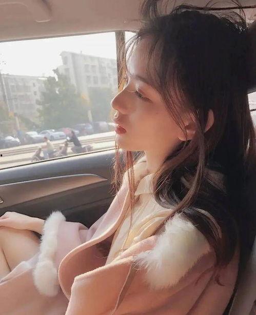 吃瓜女网红头像高清可爱,可爱吃瓜女网红头像，萌化你的视觉盛宴