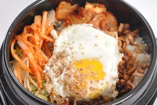 网红吃角瓜拌饭图片真实